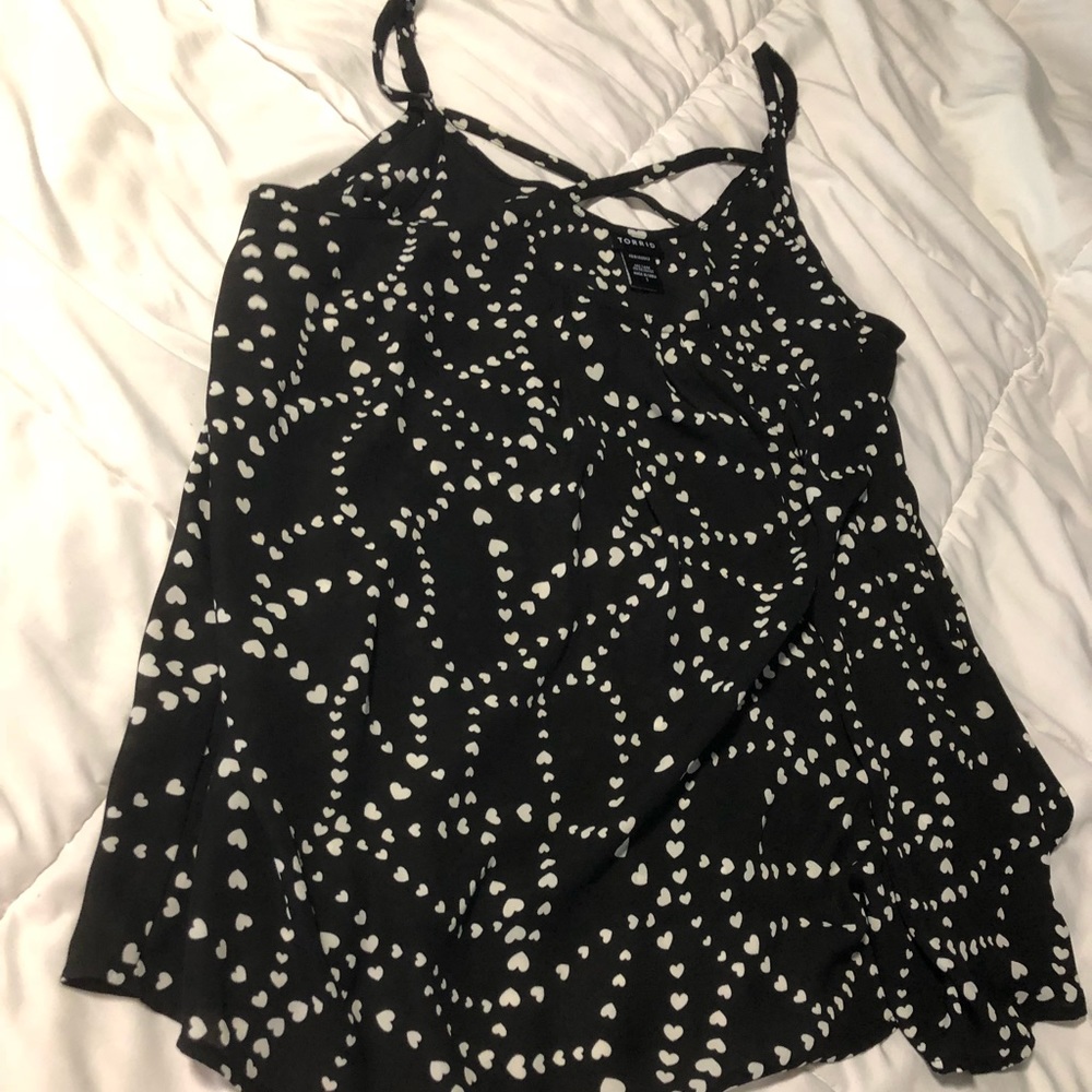 Torrid hearts top NWOT